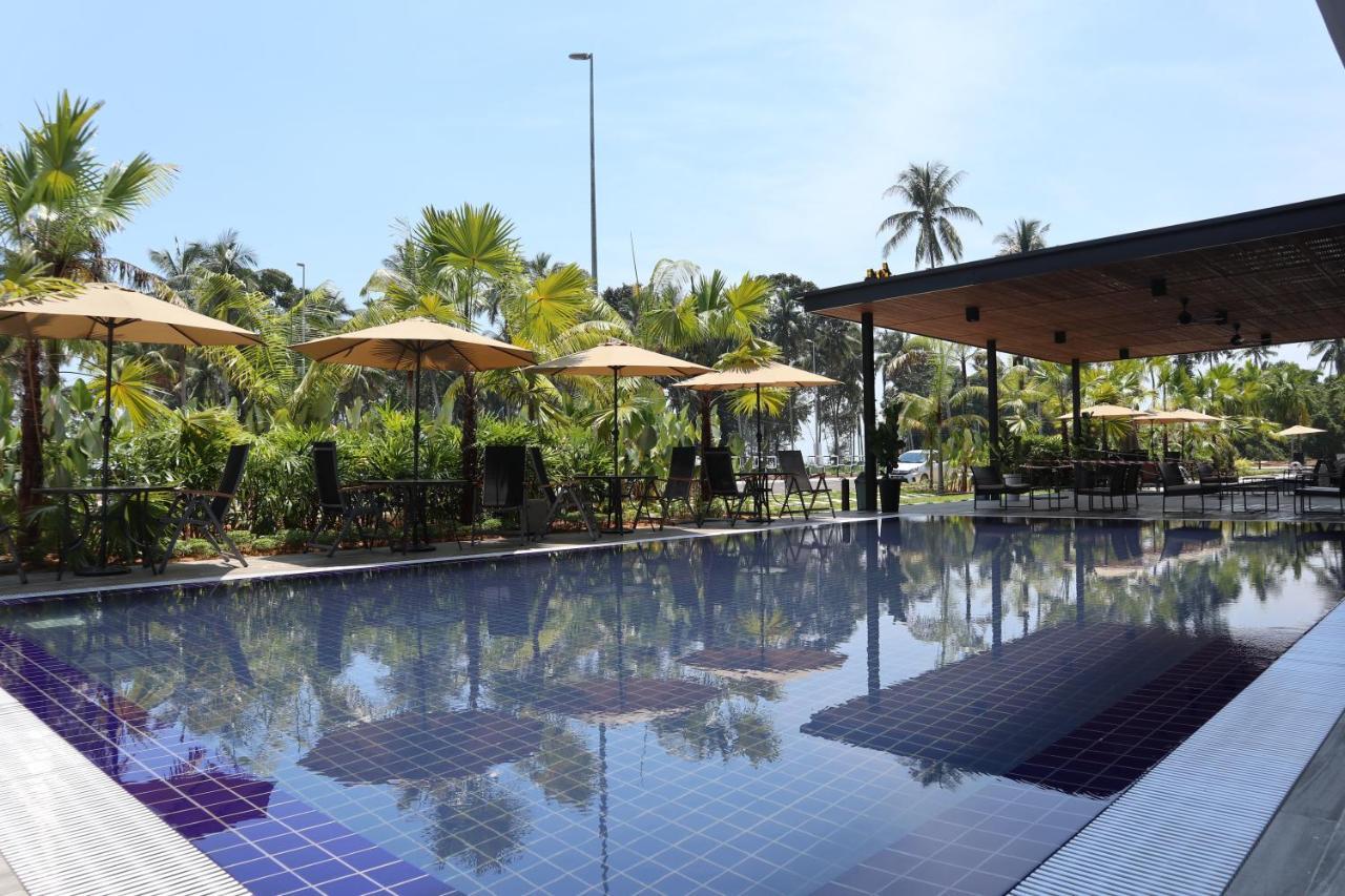 Roxy Sematan Canopy&Villa Bagian luar foto