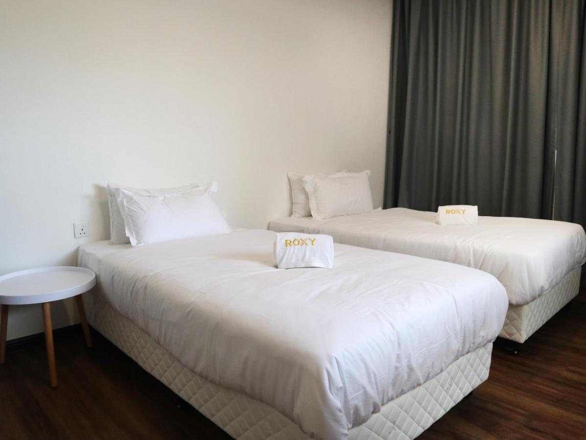 Roxy Sematan Canopy&Villa Bagian luar foto