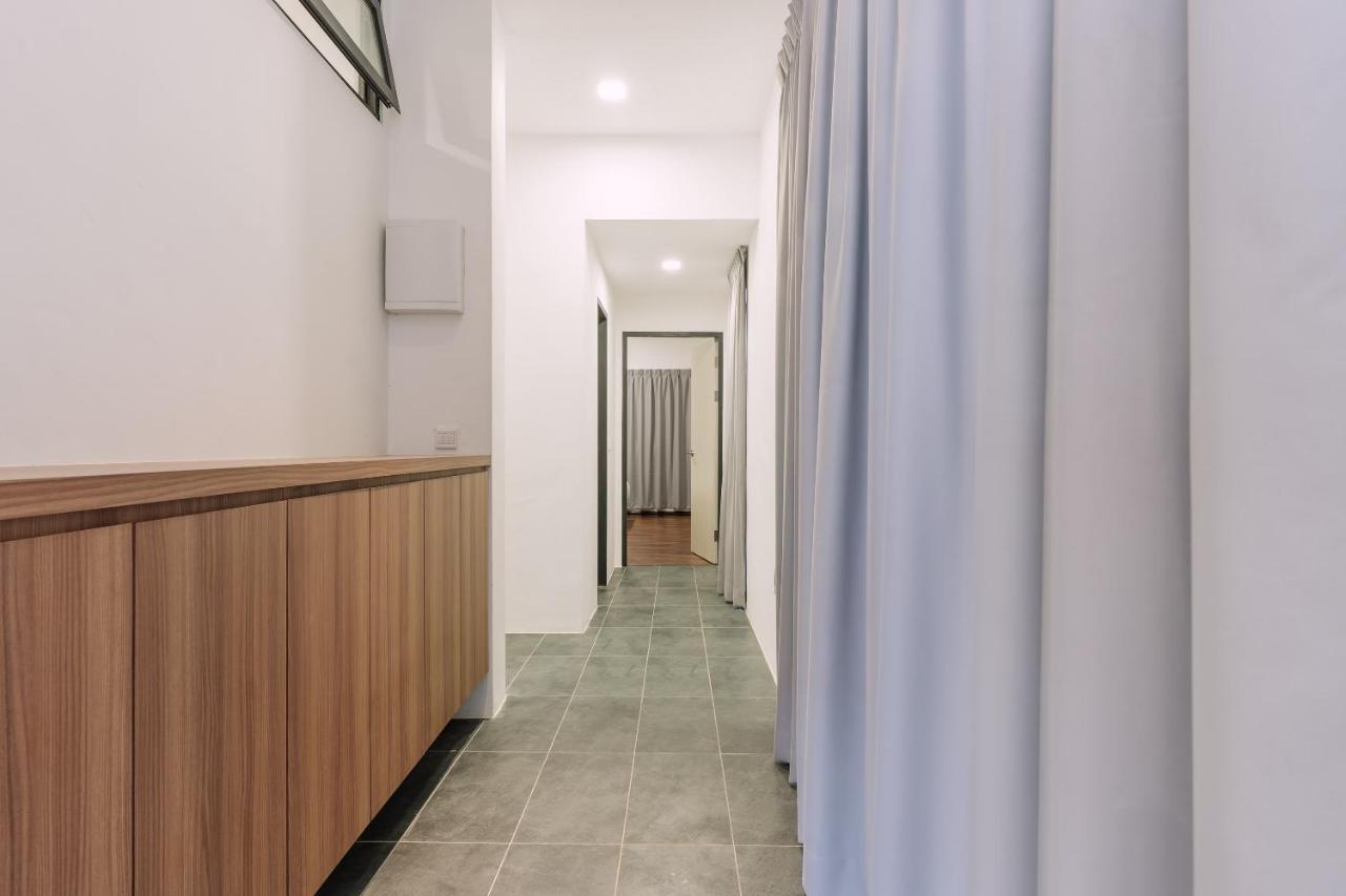 Roxy Sematan Canopy&Villa Bagian luar foto
